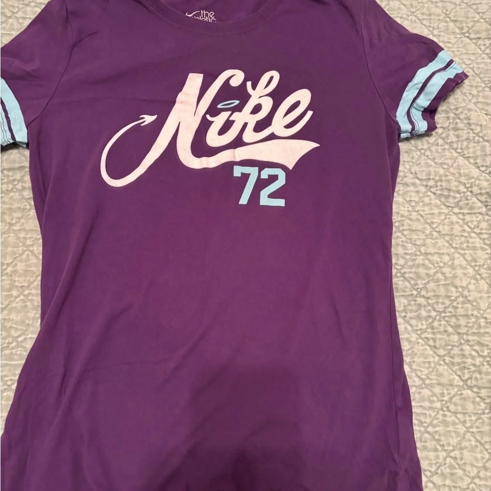 Nike slim fit Tshirt L jr